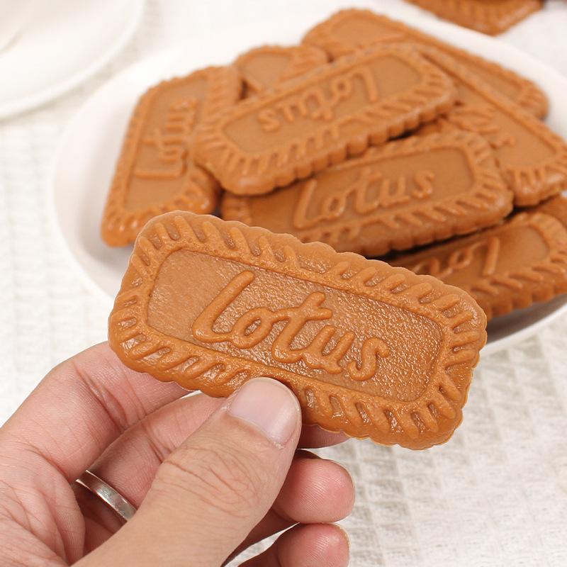 Simulation Cookies Fake Cake A - Wedding Cake Supply ulasan dan harga
